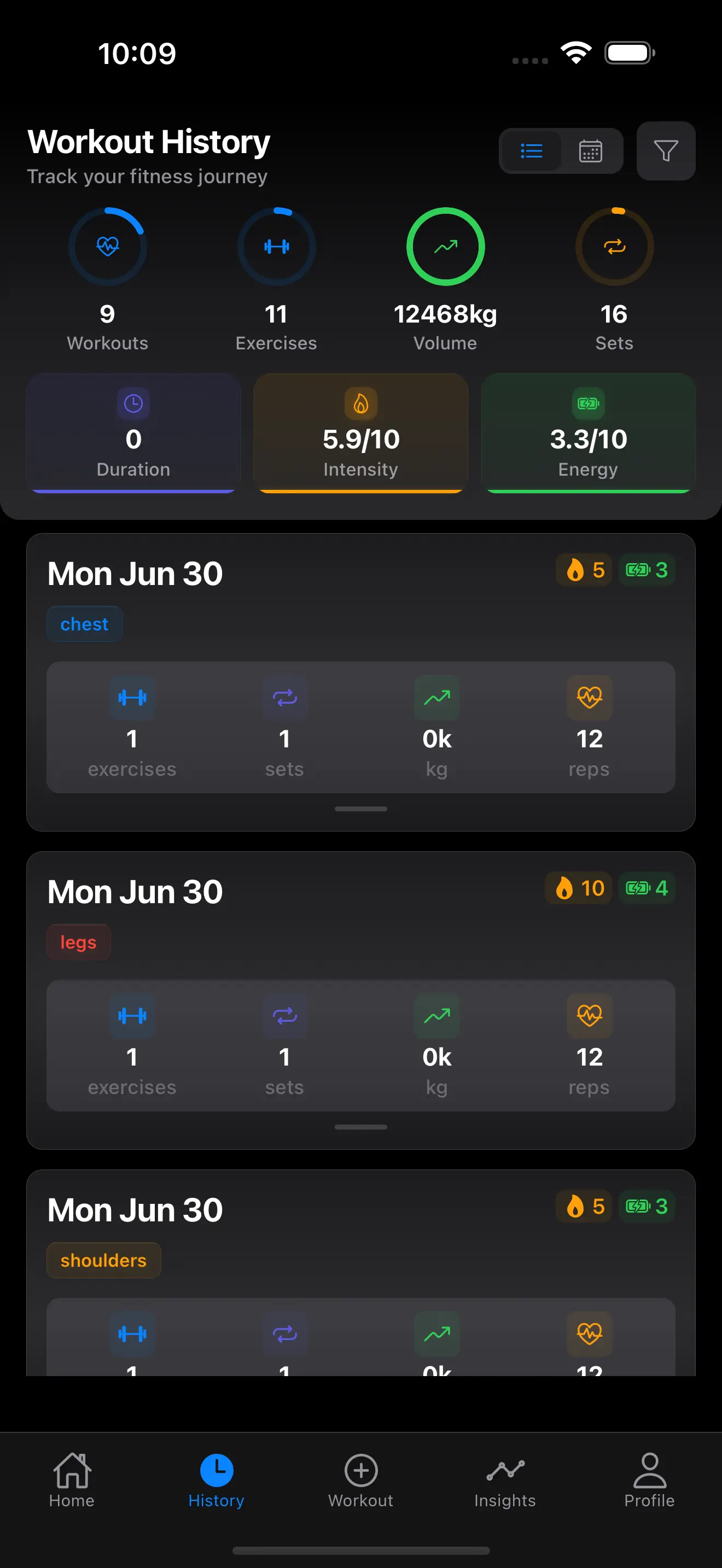Workout history screen displaying previous training sessions